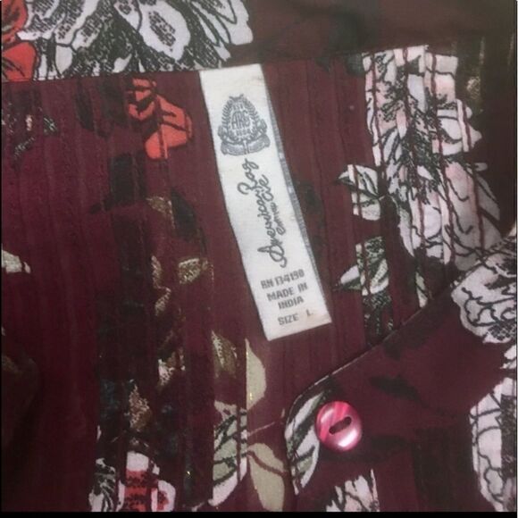 American Rag Floral Top   - Picture 3 of 4